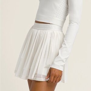 Wilson limitless mini skirt in stone